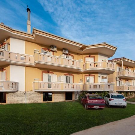 Апартаменты Alfa House Янина Экстерьер фото