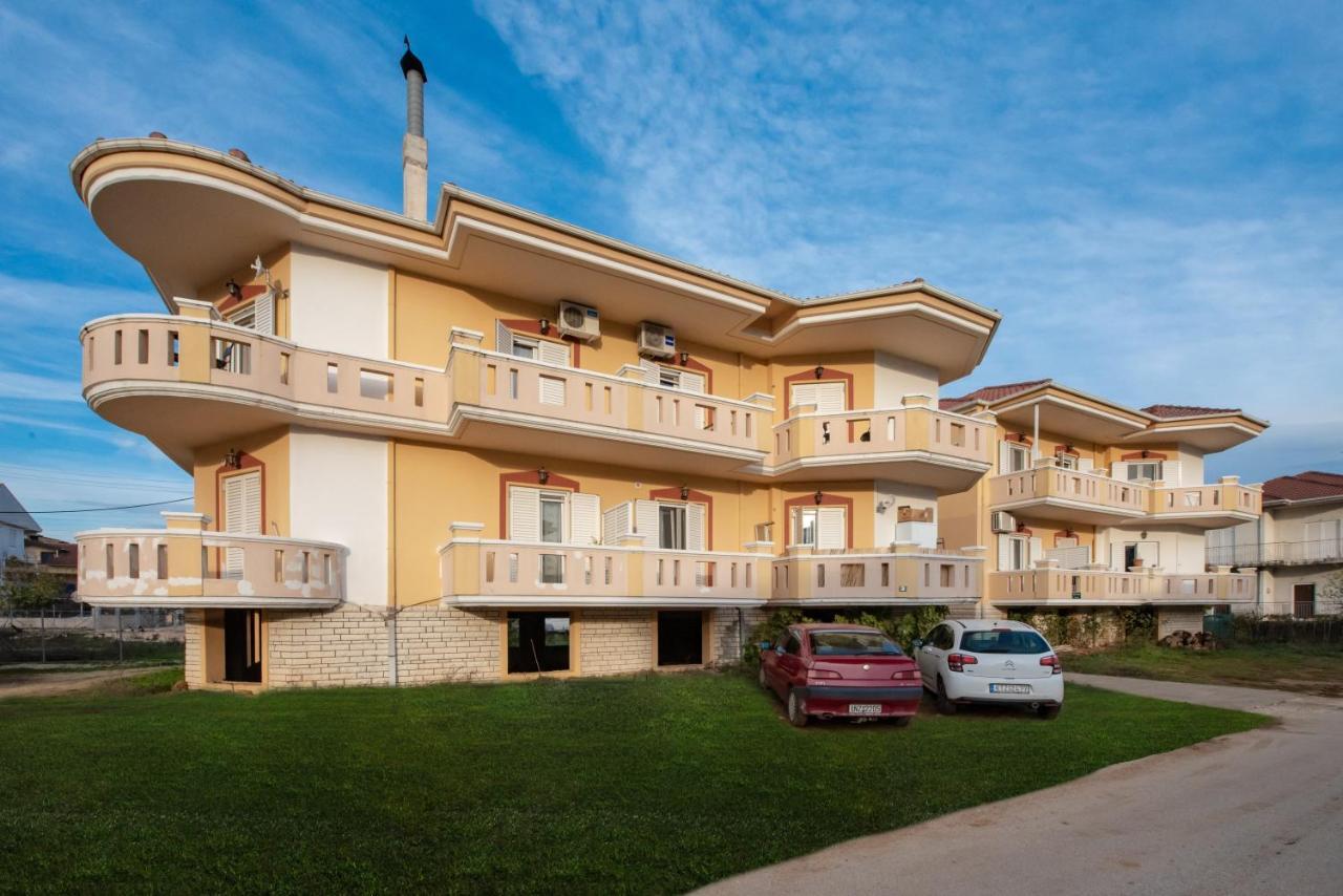 Апартаменты Alfa House Янина Экстерьер фото